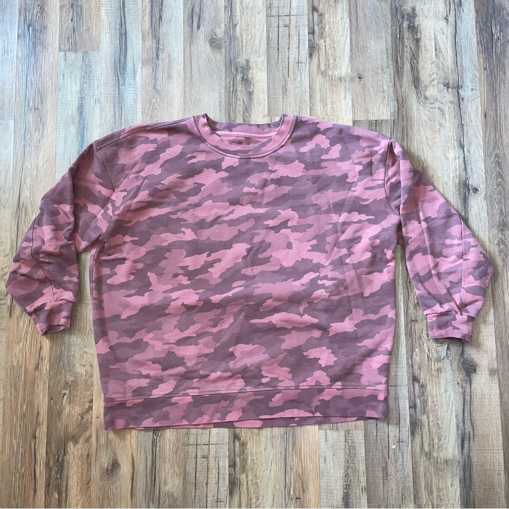 Lululemon Perfectly Oversized Pink/Rose Camo Crew Sweatshirt Activewear